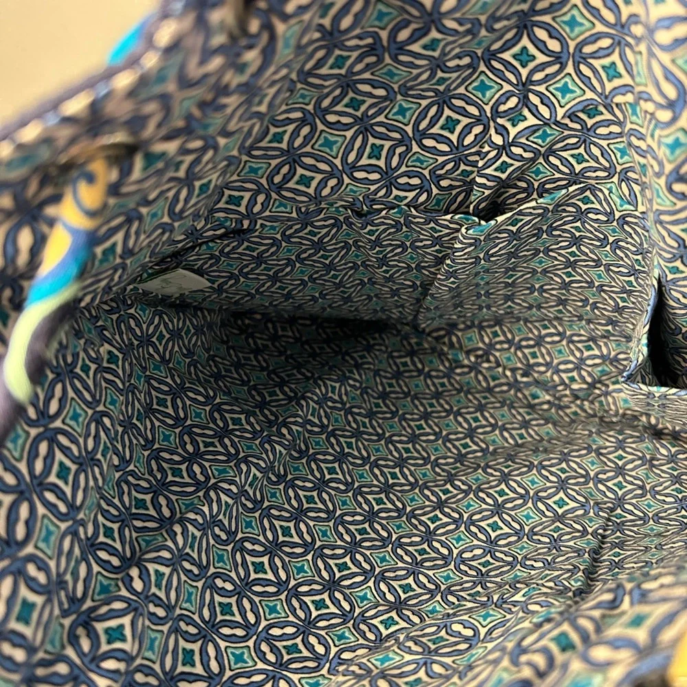 Vera Bradley Mod Blue Floral 100% Quilted Cotton Drawstring Backpack Bag Large - Picture 7 of 9
